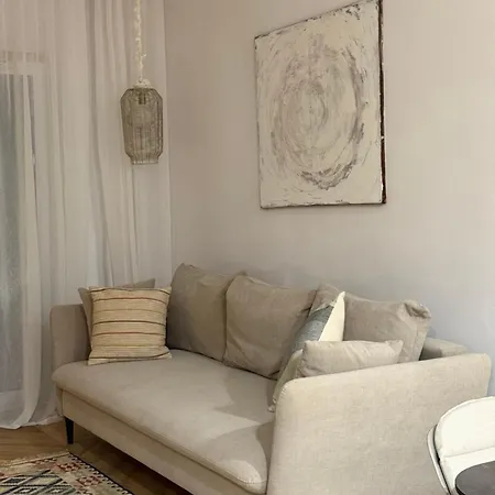 Mec-2 Apartment